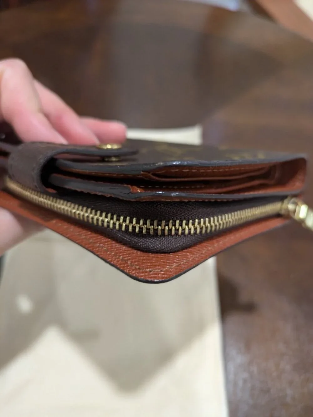 Share Authentic Louis Vuitton Monogram Compact Zip Bifold Wallet